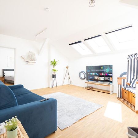 Ko-Living - Captain'S Suite - Altstadt - Mit Kueche, Smart Tv & Balkon - 6P Halle  Esterno foto