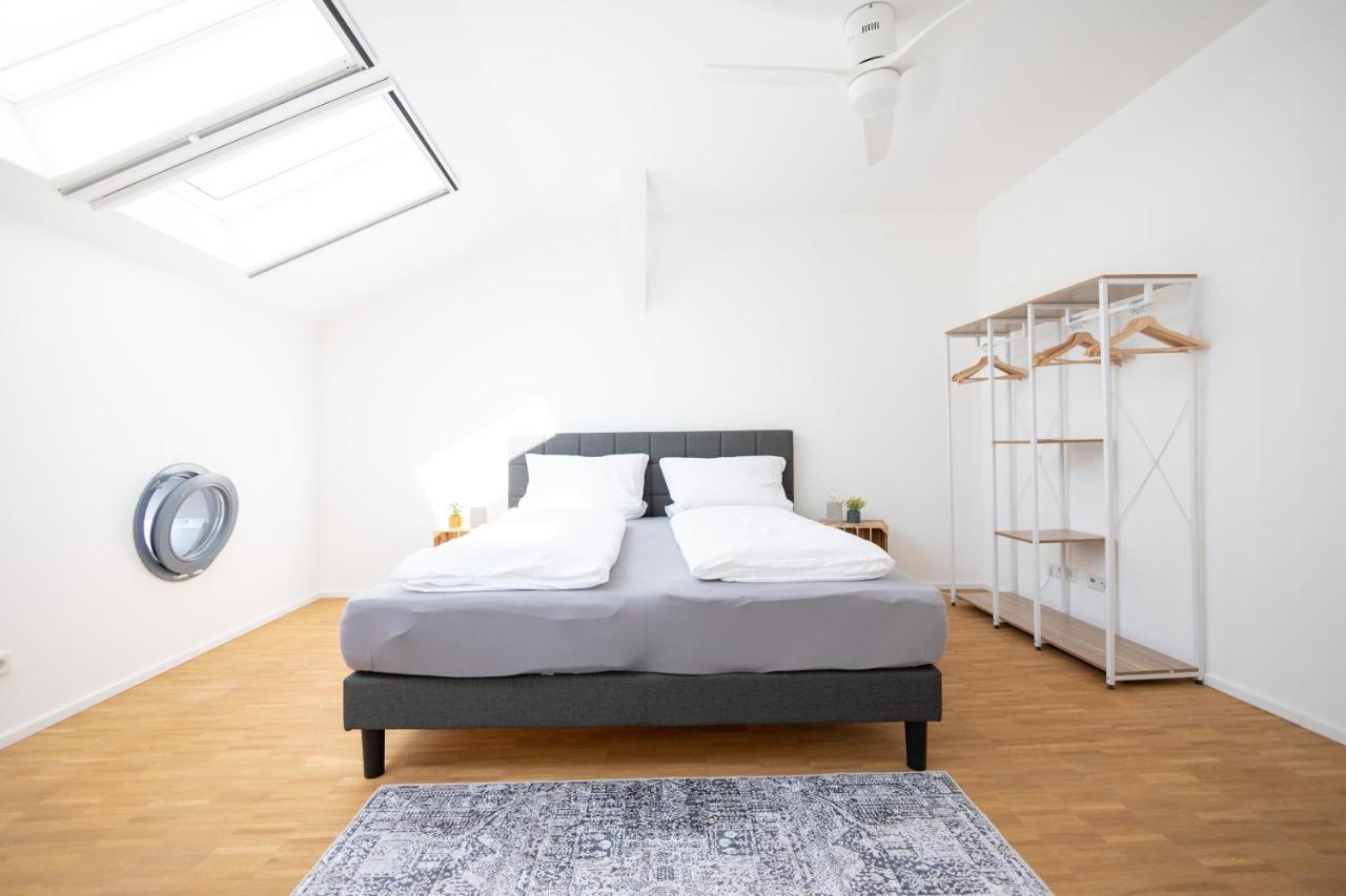 Ko-Living - Captain'S Suite - Altstadt - Mit Kueche, Smart Tv & Balkon - 6P Halle  Esterno foto